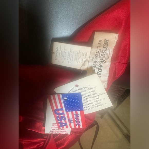 New! Betsy & Adam Red Halter Formal Prom Gown Dress 6 NWT Side Zipper Closure - Picture 12 of 14